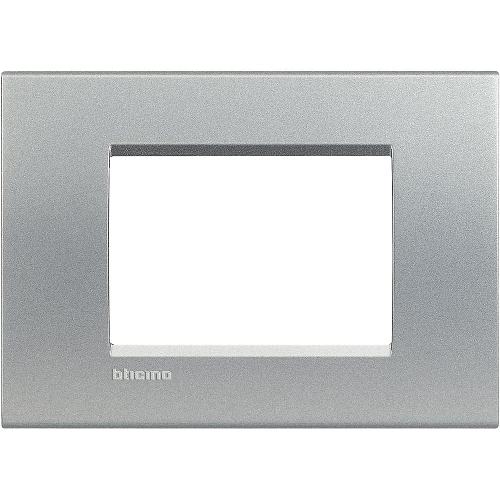 Square cover plate 3 modules - tech